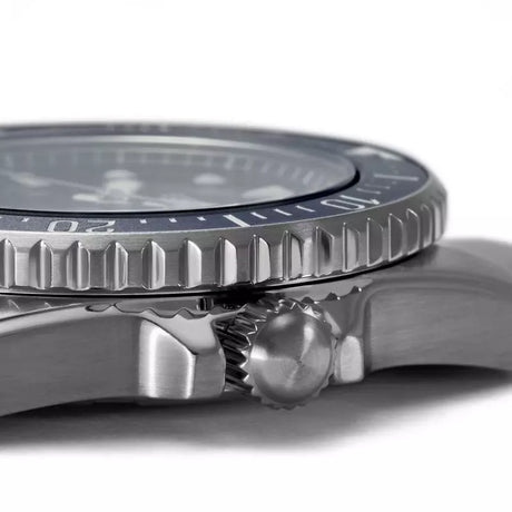 SNE569P1 Reloj Seiko Prospex Mar de caballero pulsera de metal