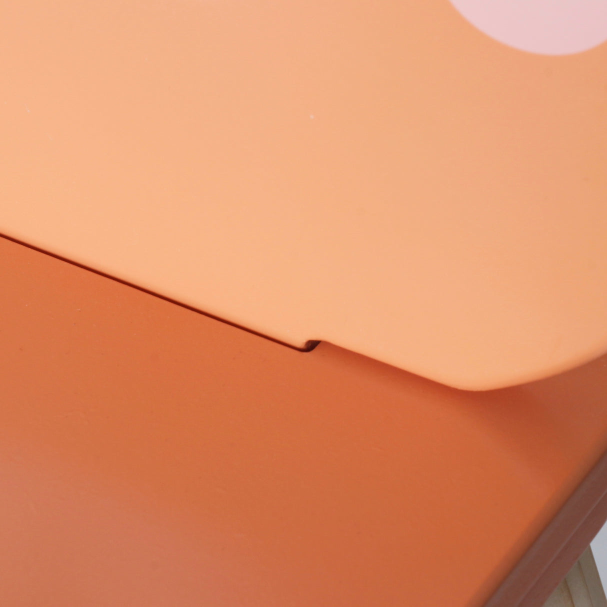 Juego de Mesa y Sillas Infantiles con Diseño de Animales W08G410B